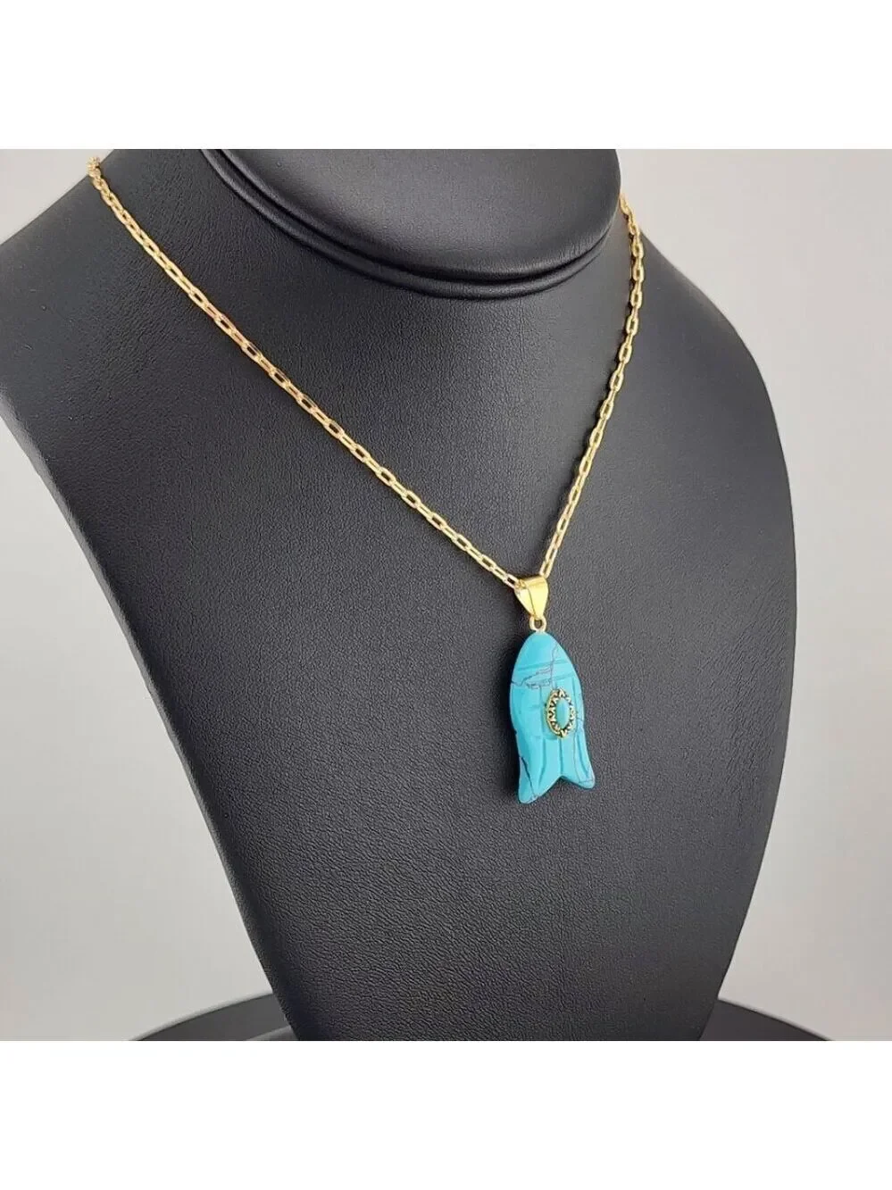 Under the Sea Vibes – Fish-Shaped Turquoise Necklace with Stone